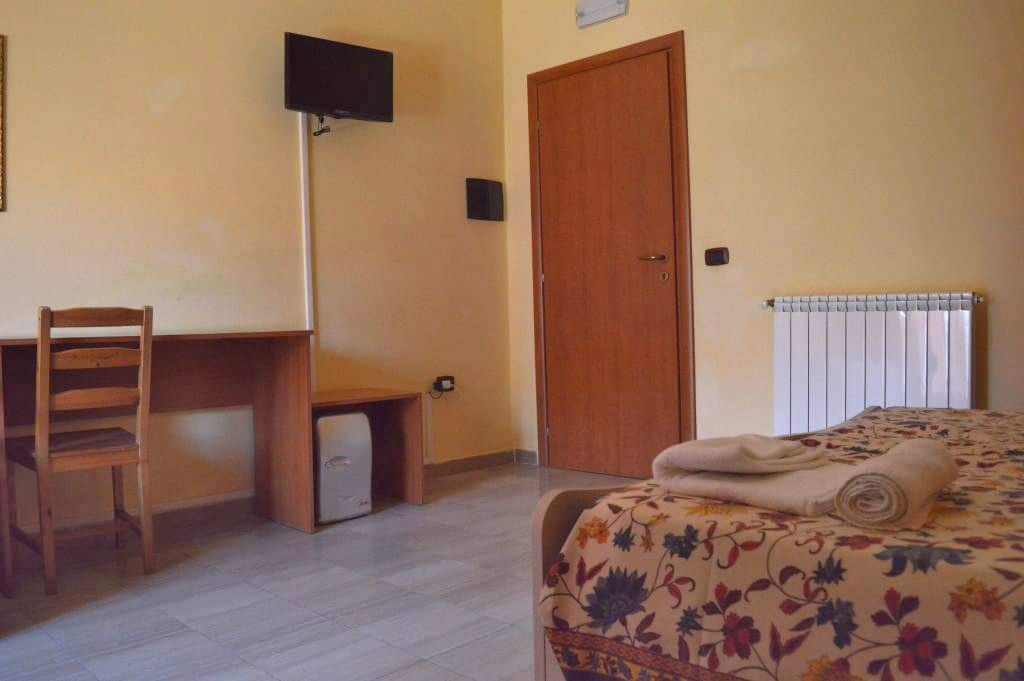 B&B Scalea Rooms ภายนอก รูปภาพ